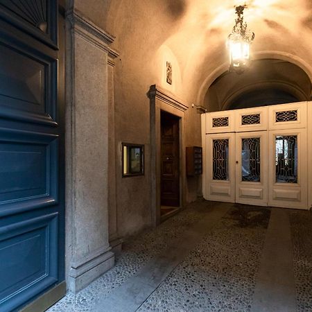 Monte Napoleone Split-Level Terrace Apartment - Top Collection Milan Extérieur photo